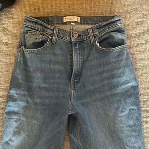 Abercrombie & Fitch 90’s Straight Ultra High Rise Jeans Curve Love